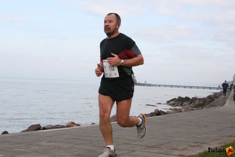 Balaton Maraton harmad maraton Siófok Csősz Ferenc Balaton Maraton 1/3 marathon futás Siófok, Csősz Ferenc