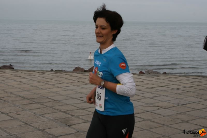 Balaton Maraton harmad maraton Siófok Imrek Kornélia dr, Minden-kor Női Sportegyesület Balaton Maraton 1/3 marathon futás Siófok, Imrek Kornélia dr, Minden-kor Női Sportegyesület