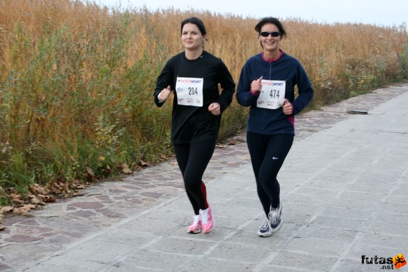 Balaton Maraton harmad maraton Siófok Hibala Erika, Hibala Enikő Csilla , Budapest Balaton Maraton 1/3 marathon futás Siófok, Hibala Erika, Hibala Enikő Csilla , Budapest