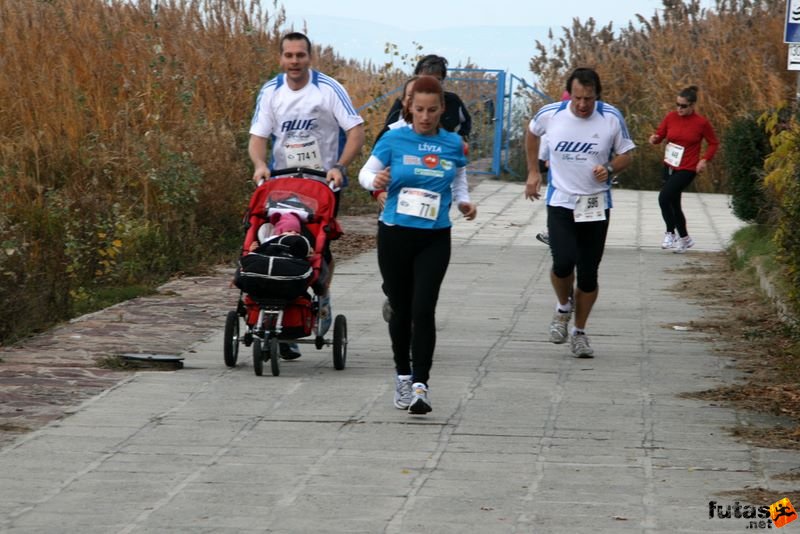 Balaton Maraton harmad maraton Siófok Pálfi Lívia Balaton Maraton 1/3 marathon futás Siófok, Pálfi Lívia