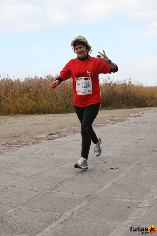 Balaton Maraton harmad maraton Siófok Kolozsi Zoltánné Balaton Maraton 1/3 marathon futás Siófok, Kolozsi Zoltánné