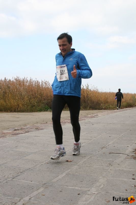 Balaton Maraton harmad maraton Siófok Szentkirályi Béla dr., Budapest Balaton Maraton 1/3 marathon futás Siófok, Szentkirályi Béla dr., Budapest