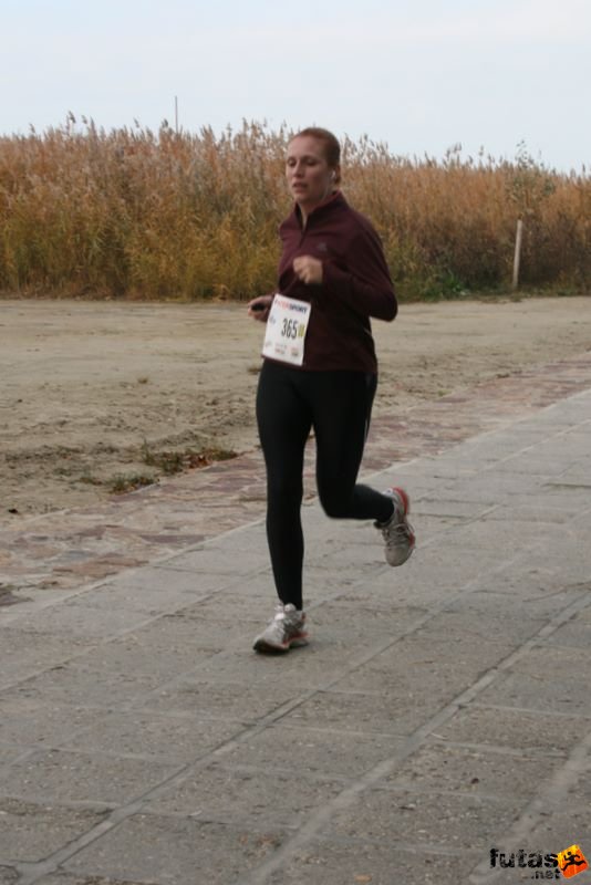 Balaton Maraton harmad maraton Siófok Árgyelán Eszter Balaton Maraton 1/3 marathon futás Siófok, Árgyelán Eszter