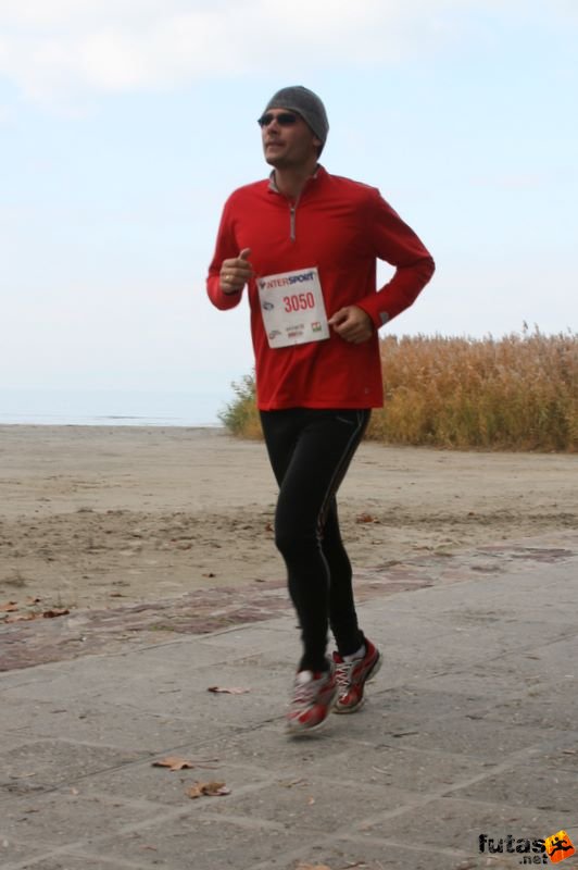 Balaton Maraton harmad maraton Siófok Revuczky Mátyás Balaton Maraton 1/3 marathon futás Siófok, Revuczky Mátyás