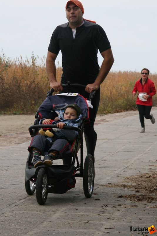 Balaton Maraton harmad maraton Siófok Kegyes Péter Balaton Maraton Intersport futóverseny Siófok, Kegyes Péter