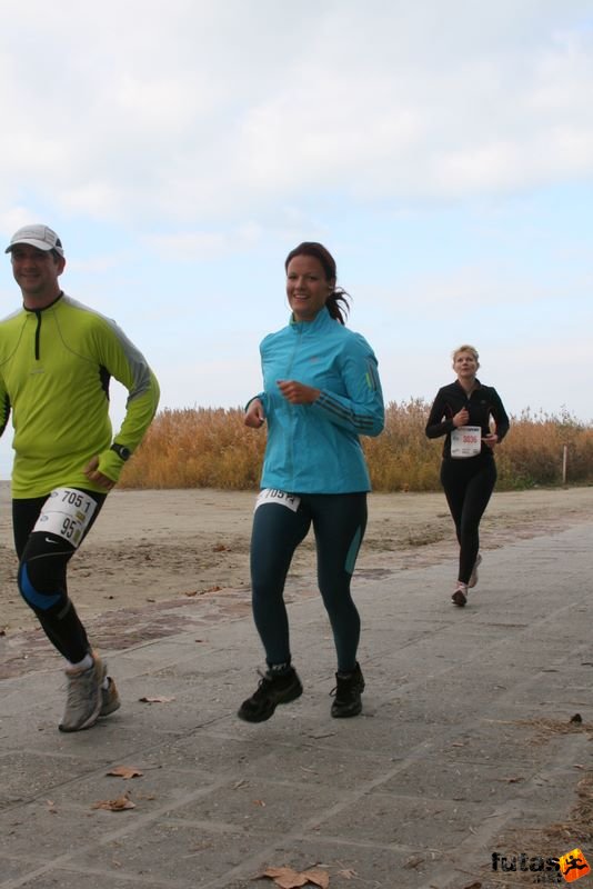 Balaton Maraton harmad maraton Siófok balaton_maraton_siofok_7615.jpg Balaton Maraton Intersport futóverseny Siófok, balaton_maraton_siofok_7615.jpg