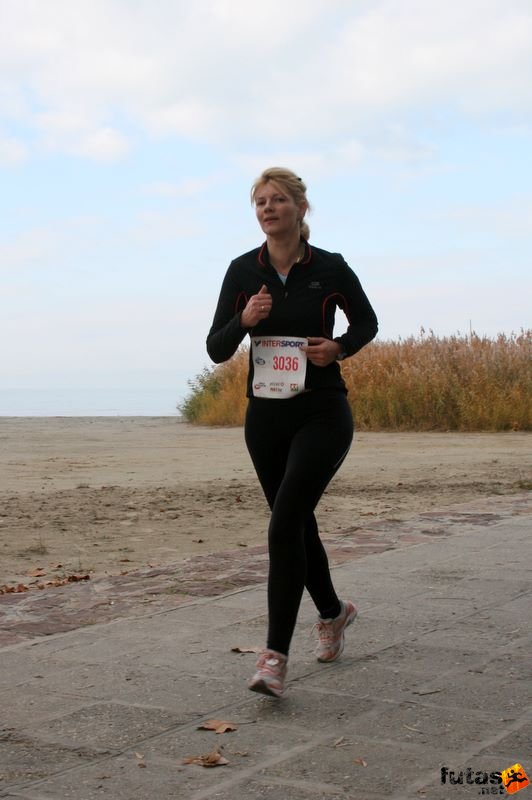 Balaton Maraton harmad maraton Siófok Miholics Tiborné Balaton Maraton Intersport futóverseny Siófok, Miholics Tiborné