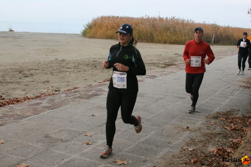 Balaton Maraton harmad maraton Siófok Pácz Alexandra Nóra dr. Balaton Maraton Intersport futóverseny Siófok, Pácz Alexandra Nóra dr.