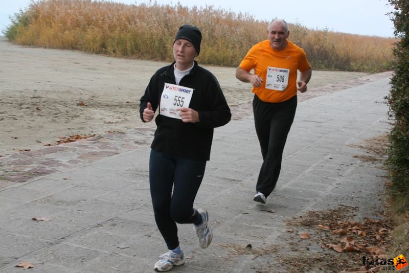 Balaton Maraton harmad maraton Siófok Kozicsné Újvári Tímea Balaton Maraton Intersport futóverseny Siófok, Kozicsné Újvári Tímea