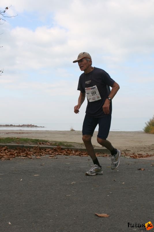 Balaton Maraton harmad maraton Siófok Csamangó Ferenc Balaton Maraton Intersport futóverseny Siófok, Csamangó Ferenc