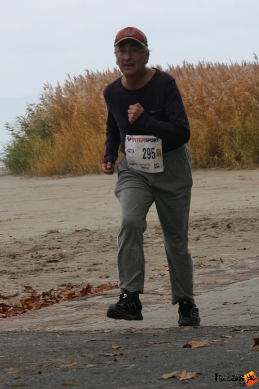 Balaton Maraton harmad maraton Siófok Pásztor Antal Futapest Balaton Maraton Intersport futóverseny Siófok, Pásztor Antal Futapest