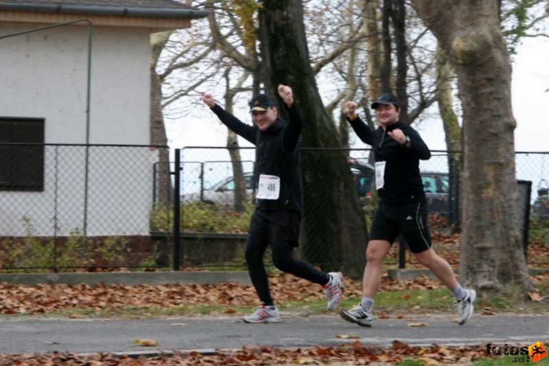 Balaton Maraton harmad maraton Siófok Tamus Zoltán Ádám, Szabó Krisztián Balaton Maraton Intersport futóverseny Siófok, Tamus Zoltán Ádám, Szabó Krisztián