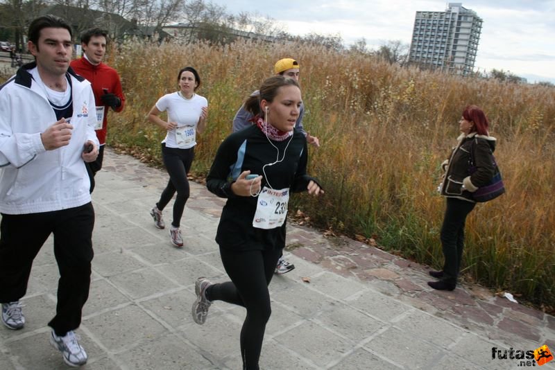 Balaton Maraton félmaraton Siófok Gőbölös-Szabó Julianna, Esztergomi Futóművek, Esztergom Intersport Balaton Maraton félmaraton Siófok, Gőbölös-Szabó Julianna, Esztergomi Futóművek, Esztergom