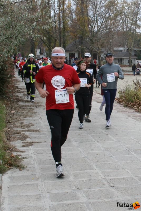 Balaton Maraton félmaraton Siófok Esztergomi Futóművek dr. Jónás László Intersport Balaton Maraton félmaraton Siófok, Esztergomi Futóművek dr. Jónás László