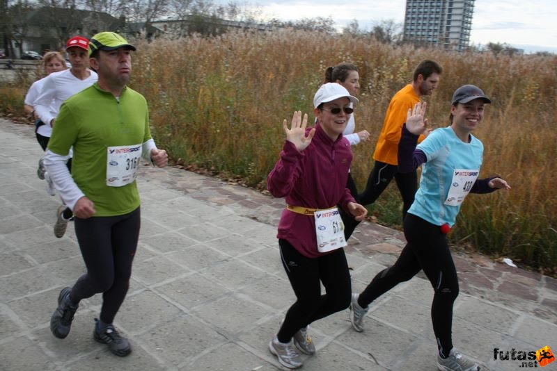 Balaton Maraton félmaraton Siófok Horváth Erzsébet, Szántai Vecsera Orsolya Balaton Maraton félmaraton futás Siófok, Horváth Erzsébet, Szántai Vecsera Orsolya