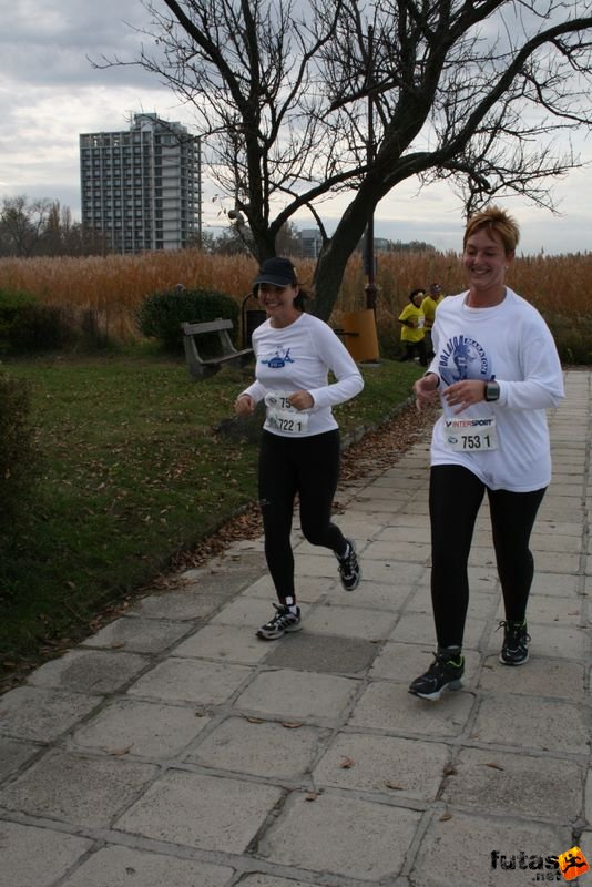 Balaton Maraton félmaraton Siófok balaton_maraton_siofok_8285.jpg Balaton Maraton félmaraton futás Siófok, balaton_maraton_siofok_8285.jpg