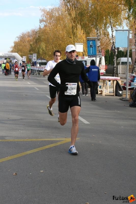 Balaton Maraton félmaraton Siófok balaton_maraton_siofok_8330.jpg Balaton Maraton félmaraton futás Siófok, balaton_maraton_siofok_8330.jpg