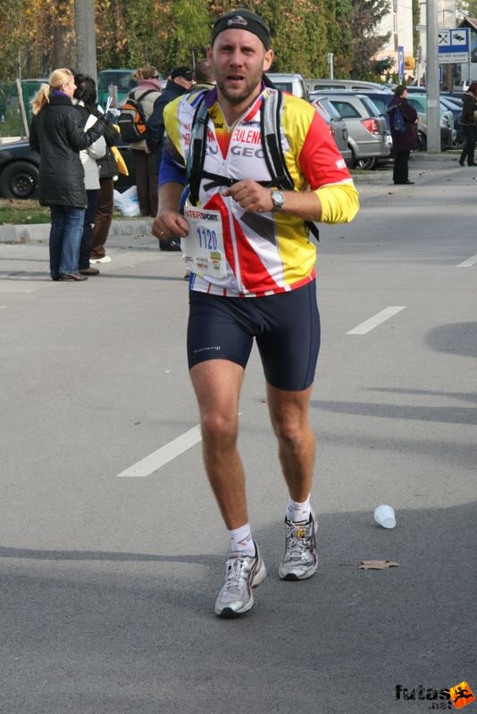 Balaton Maraton félmaraton Siófok Glasza Gergely, Fővárosi Vízművek SK Balaton Maraton félmaraton futás Siófok, Glasza Gergely, Fővárosi Vízművek SK
