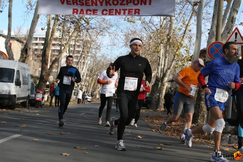 Balaton Maraton félmaraton Siófok Kékesi Mihály, Szondi SE Székesfehérvár Balaton Maraton félmaraton futóverseny Siófok, Kékesi Mihály, Szondi SE Székesfehérvár