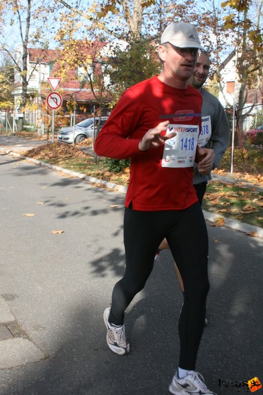 Balaton Maraton félmaraton Siófok Nagy Zsolt, Szolnoki HSE, Rákóczifalva Balaton Maraton félmaraton futóverseny Siófok, Nagy Zsolt, Szolnoki HSE, Rákóczifalva