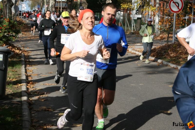 Balaton Maraton félmaraton Siófok Gömöry Zsófia Balaton Maraton félmaraton futóverseny Siófok, Gömöry Zsófia