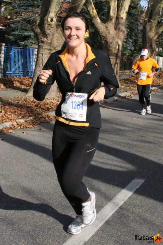 Balaton Maraton félmaraton Siófok Hódi Katalin Balaton Maraton félmaraton futóverseny Siófok, Hódi Katalin