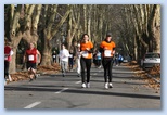 Balaton Maraton félmaraton futás Siófokon futó lányok