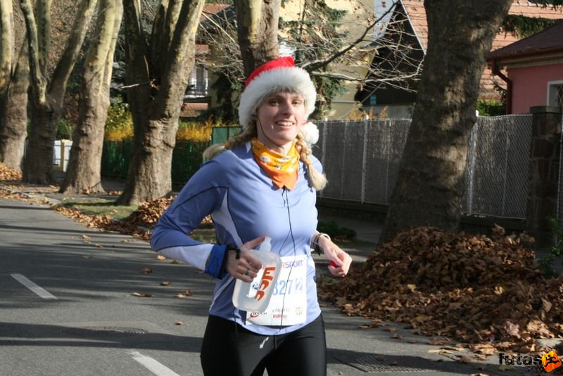 Balaton Maraton félmaraton Siófok Kertész Enikő Balaton Maraton futók félmaraton Siófok, Kertész Enikő