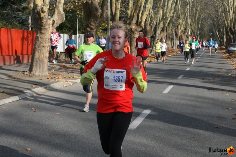 Balaton Maraton félmaraton Siófok Harsányi Henrietta Balaton Maraton futók félmaraton Siófok, Harsányi Henrietta
