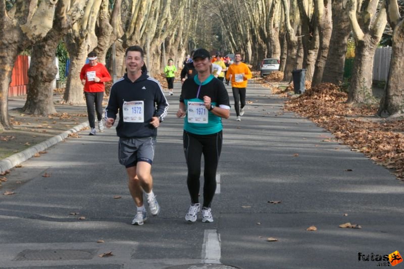 Balaton Maraton félmaraton Siófok Siklósi Tamás, Angyal Zsuzsanna Balaton Maraton futók félmaraton Siófok, Siklósi Tamás, Angyal Zsuzsanna