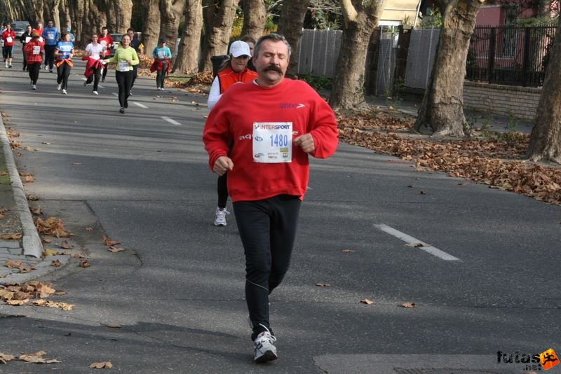 Balaton Maraton félmaraton Siófok Vincze Béla Öt-Kőrösi Gátfutó Félmaraton futás Balaton Maraton Siófok, Vincze Béla Öt-Kőrösi Gátfutó