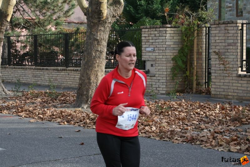Balaton Maraton félmaraton Siófok Kovács Krisztina Füzesgyarmat Félmaraton futás Balaton Maraton Siófok, Kovács Krisztina Füzesgyarmat
