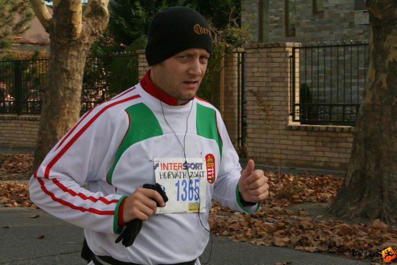 Balaton Maraton félmaraton Siófok Horváth Zsolt ÁAK-Futóbolondok Félmaraton futás Balaton Maraton Siófok, Horváth Zsolt ÁAK-Futóbolondok