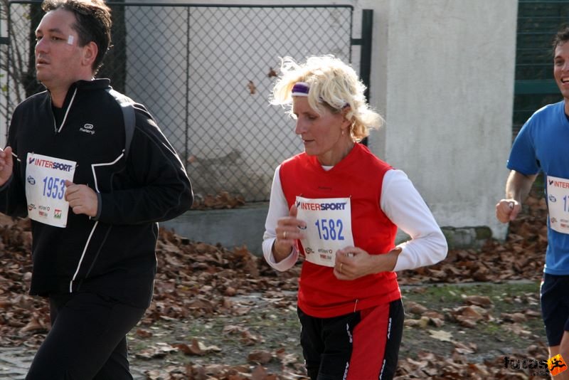 Balaton Maraton félmaraton Siófok Bene László, Tóth Edit Félmaraton futás Balaton Maraton Siófok, Bene László, Tóth Edit