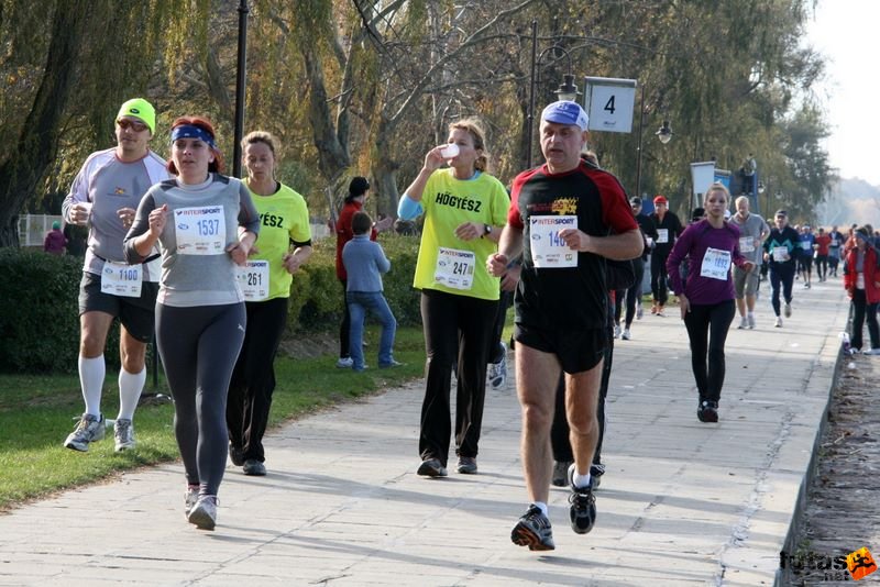 Balaton Maraton félmaraton Siófok balaton_maraton_siofok_8955.jpg Félmaraton futás Balaton Maraton Siófok, balaton_maraton_siofok_8955.jpg