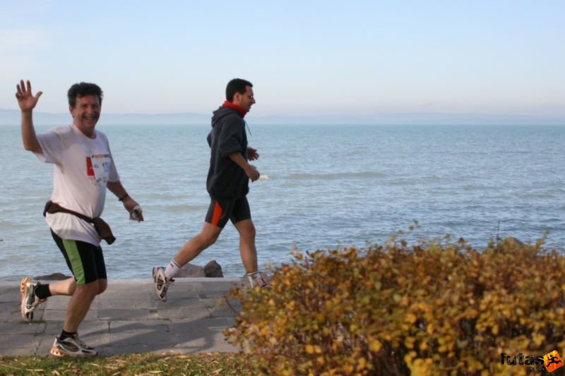 Balaton Maraton félmaraton Siófok Balatonnál futni jó Félmaraton futás Balaton Maraton Siófok, Balatonnál futni jó