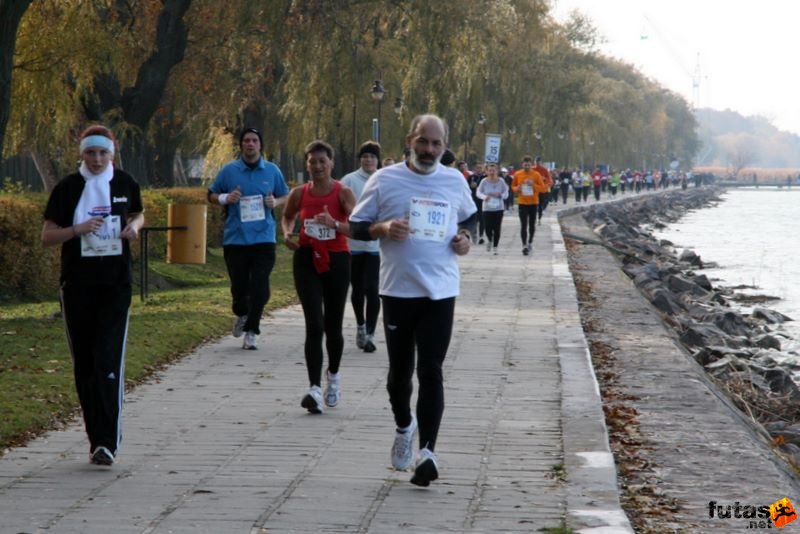 Balaton Maraton félmaraton Siófok Thomka György dr. Pomáz Félmaraton futás Balaton Maraton Siófok, Thomka György dr. Pomáz