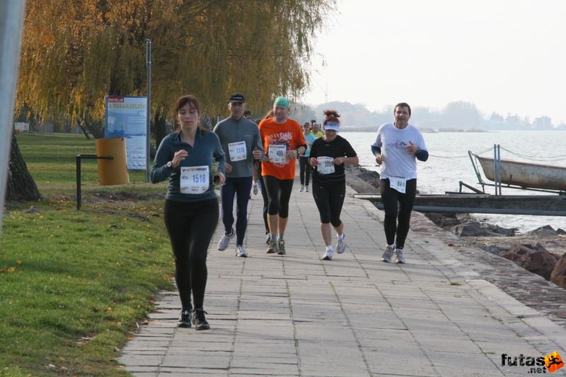 Balaton Maraton félmaraton Siófok Bedő Beáta Keszthely Marathon Futóklub Félmaraton futás Balaton Maraton Siófok, Bedő Beáta Keszthely Marathon Futóklub