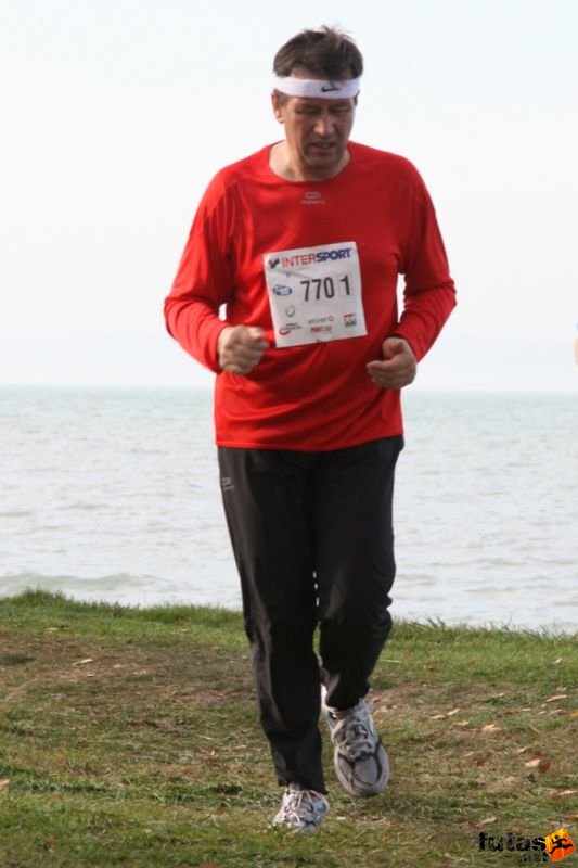 Balaton Maraton félmaraton Siófok Esztergomi Futóművek III Balaton Maraton Siófok félmaraton futás, Esztergomi Futóművek III