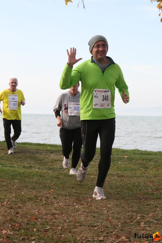 Balaton Maraton félmaraton Siófok Fejes Attila Balaton Maraton Siófok félmaraton futás, Fejes Attila