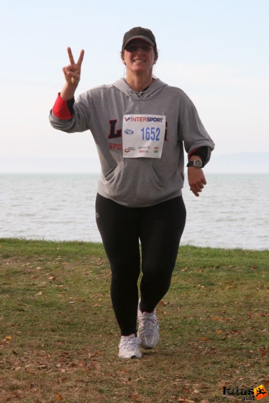 Balaton Maraton félmaraton Siófok Buliszak Barbara Balaton Maraton Siófok félmaraton futás, Buliszak Barbara