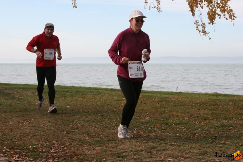 Balaton Maraton félmaraton Siófok Horváth Erzsébet Balaton Maraton Siófok félmaraton futás, Horváth Erzsébet