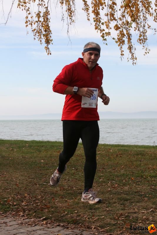 Balaton Maraton félmaraton Siófok Tóth Attila Balaton Maraton Siófok félmaraton futás, Tóth Attila