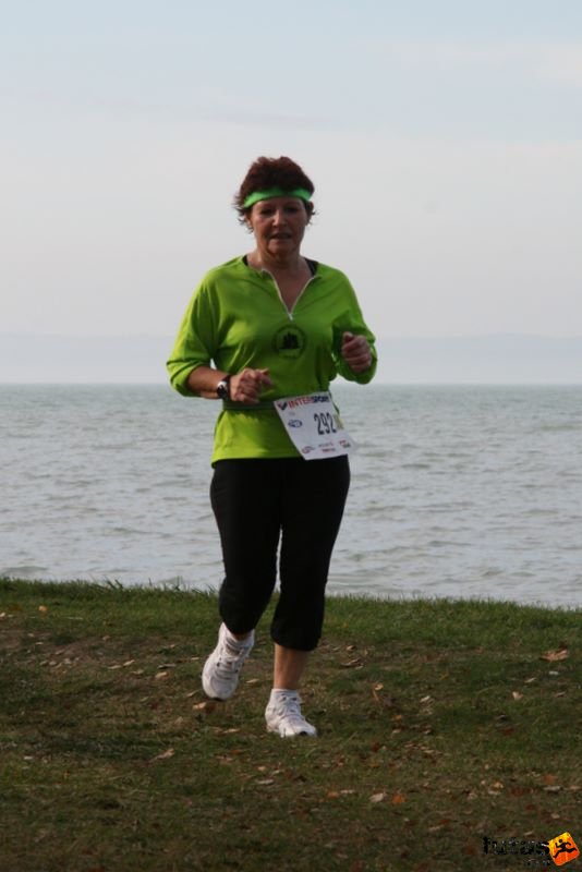 Balaton Maraton félmaraton Siófok Greif Károlyné Éva, Margita 344,2 TSE Gödöllő Balaton Maraton Siófok félmaraton futás, Greif Károlyné Éva, Margita 344,2 TSE Gödöllő