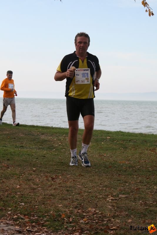 Balaton Maraton félmaraton Siófok Pusztai László Balaton Maraton Siófok félmaraton futás, Pusztai László