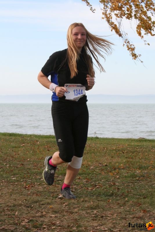 Balaton Maraton félmaraton Siófok Farkas Gyöngyi Balaton Maraton Siófok félmaraton futás, Farkas Gyöngyi
