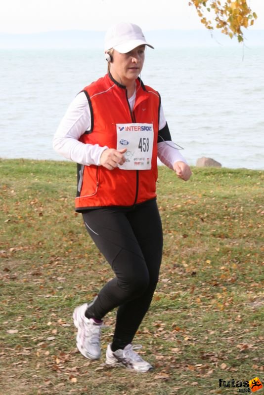 Balaton Maraton félmaraton Siófok Szeleczky Tímea Balaton Maraton Siófok félmaraton futás, Szeleczky Tímea