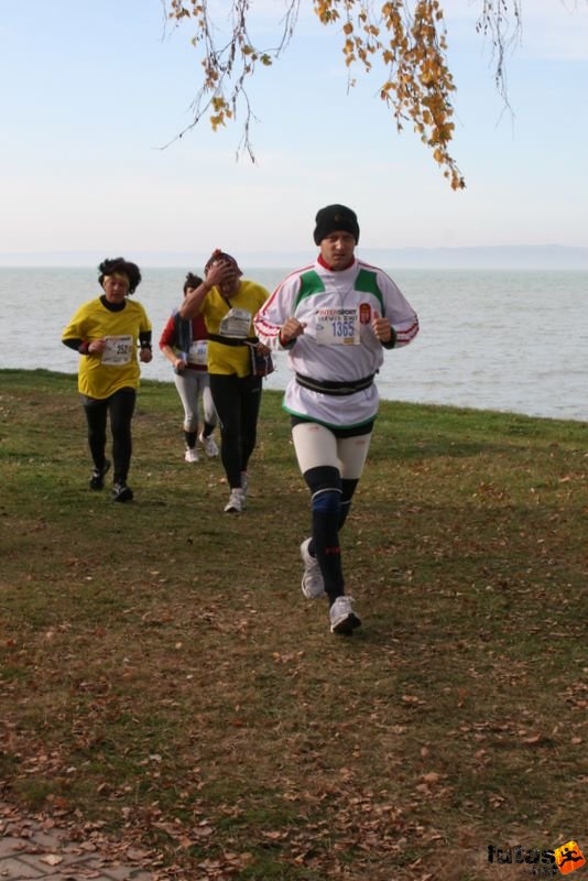 Balaton Maraton félmaraton Siófok Horváth Zsolt Balaton Maraton Siófok félmaraton futás, Horváth Zsolt
