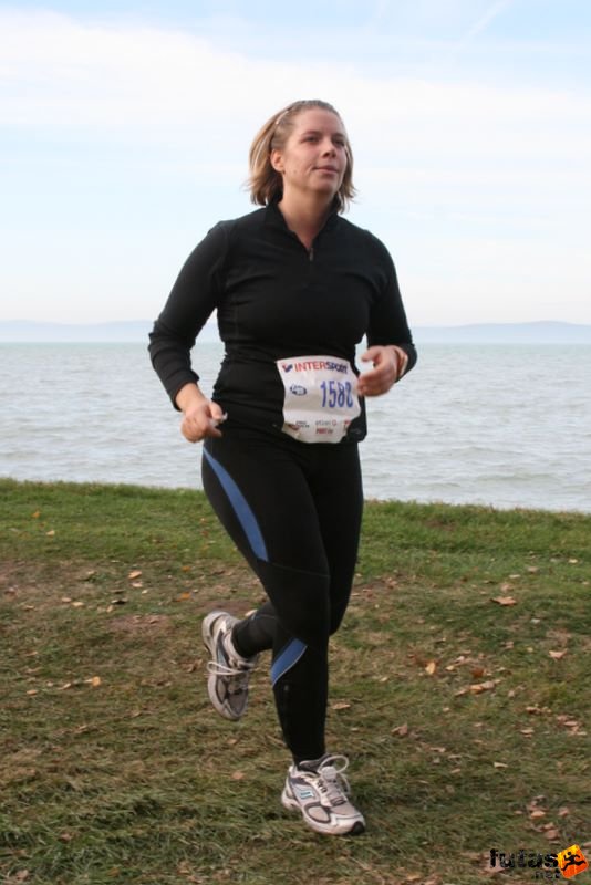 Balaton Maraton félmaraton Siófok Király Ágnes Balaton Maraton Siófok félmaraton futás, Király Ágnes