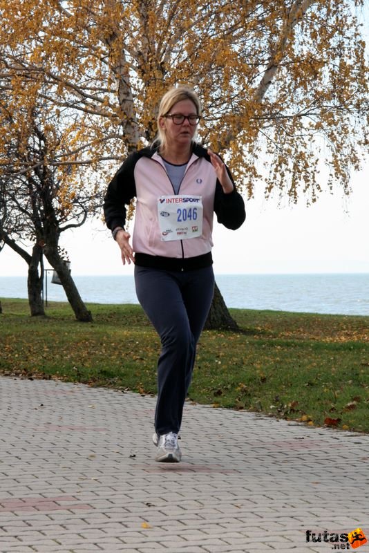 Balaton Maraton félmaraton Siófok Váradi-Szabó Johanna dr. Balaton Maraton Siófok félmaraton futás, Váradi-Szabó Johanna dr.